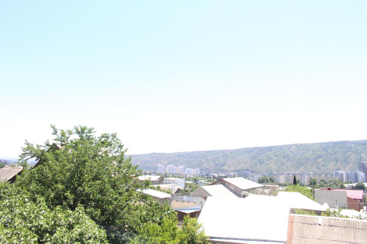 Leon Hotel Tbilisi Ngoại thất bức ảnh