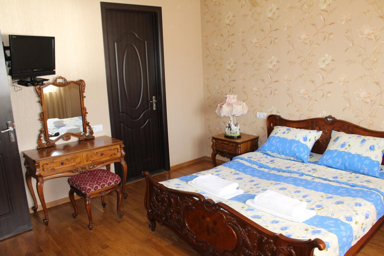 Leon Hotel Tbilisi Ngoại thất bức ảnh