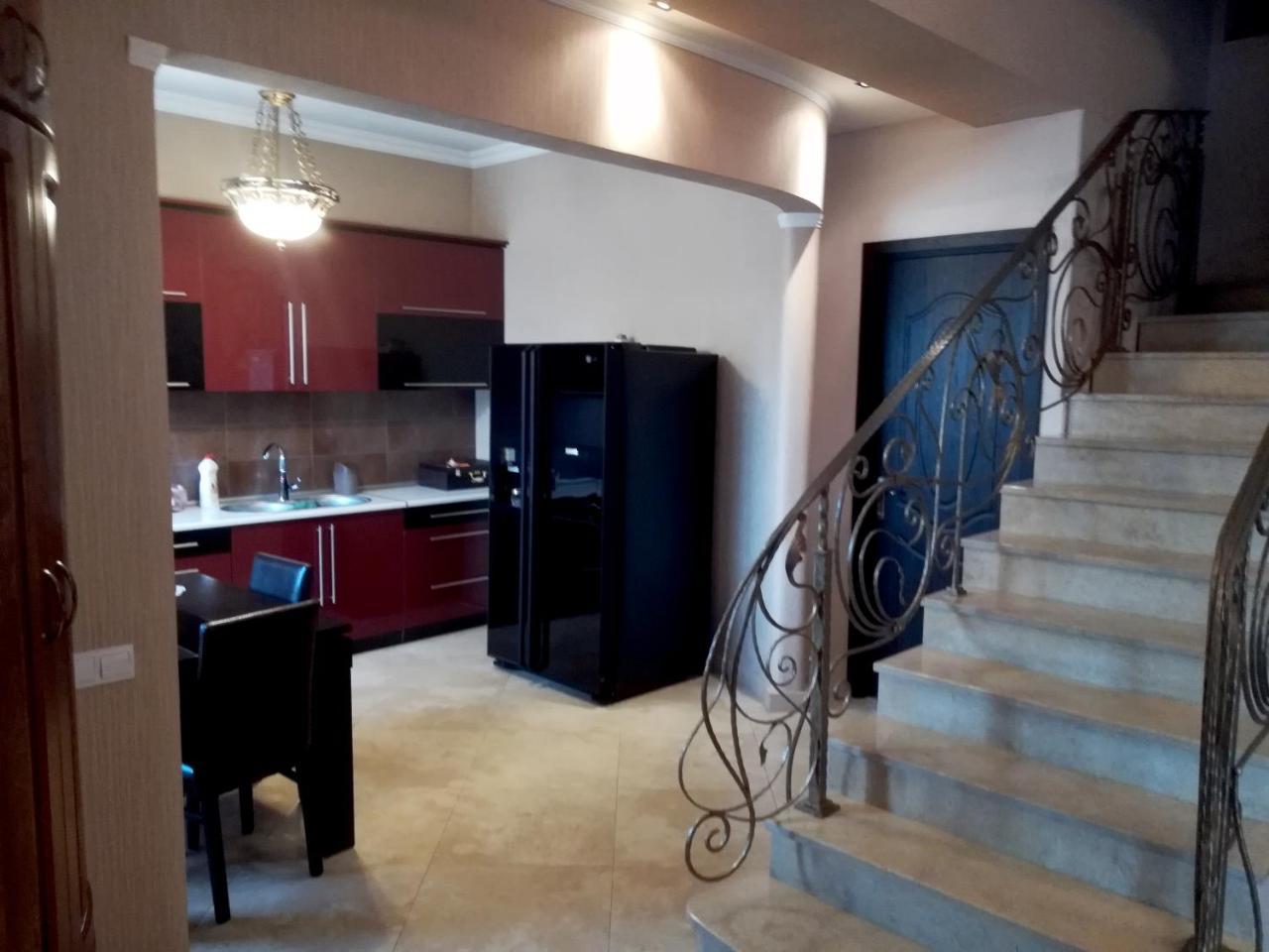 Leon Hotel Tbilisi Ngoại thất bức ảnh