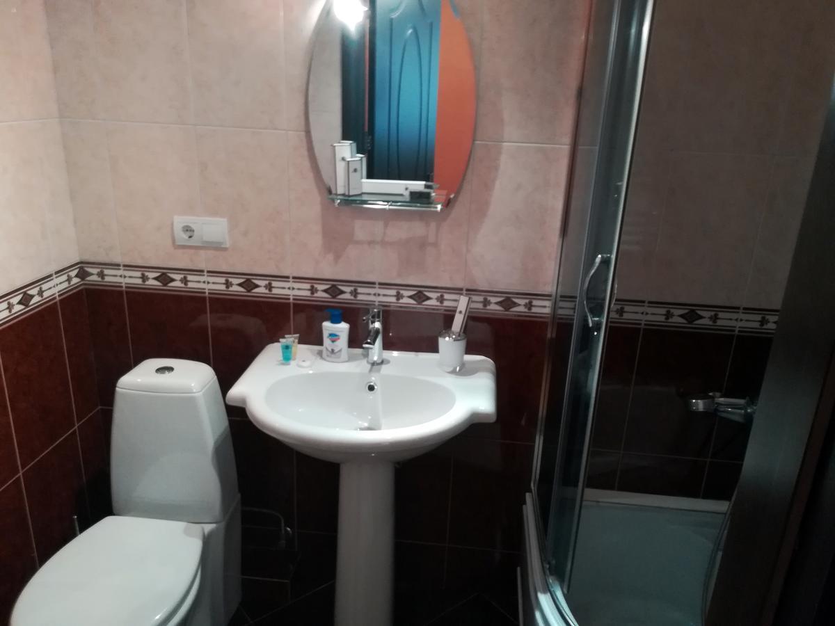 Leon Hotel Tbilisi Ngoại thất bức ảnh